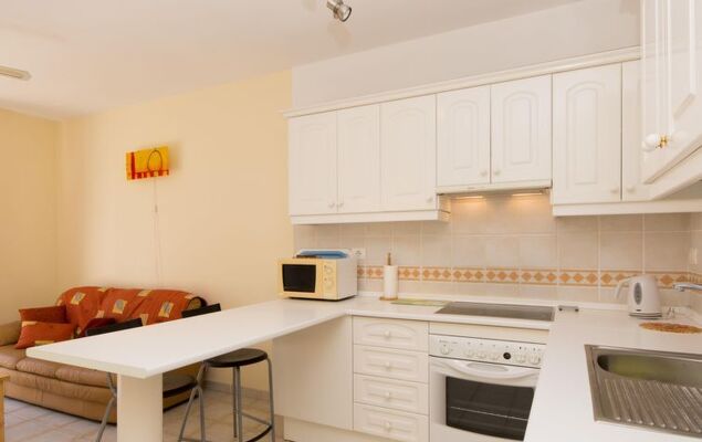 Clark Fewo - Photo 8